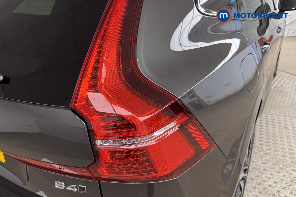Volvo Xc60 Plus Automatic Diesel SUV - Stock Number (1550494) - 18th supplementary image