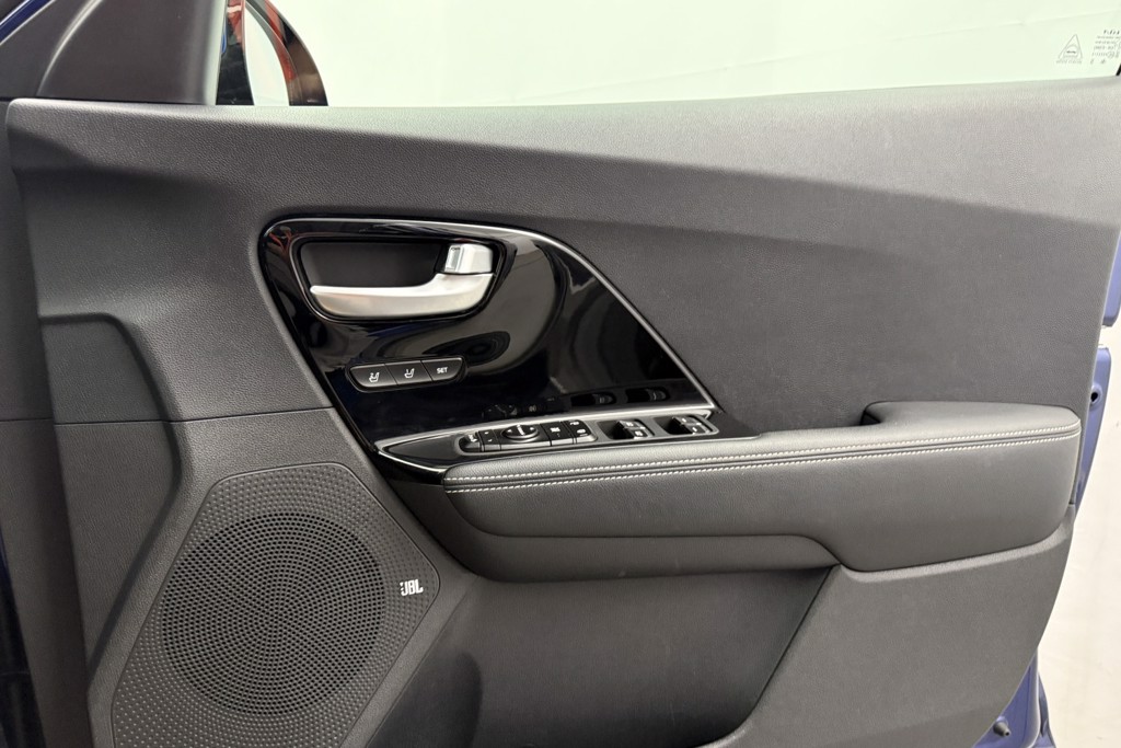 KIA E-Niro 4-Plus Automatic Electric SUV - Stock Number (1550719) - 15th supplementary image