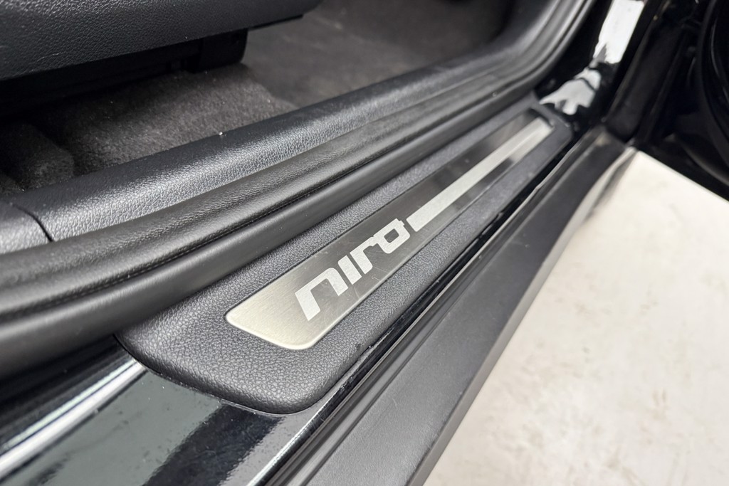 KIA E-Niro 4-Plus Automatic Electric SUV - Stock Number (1550754) - 22nd supplementary image