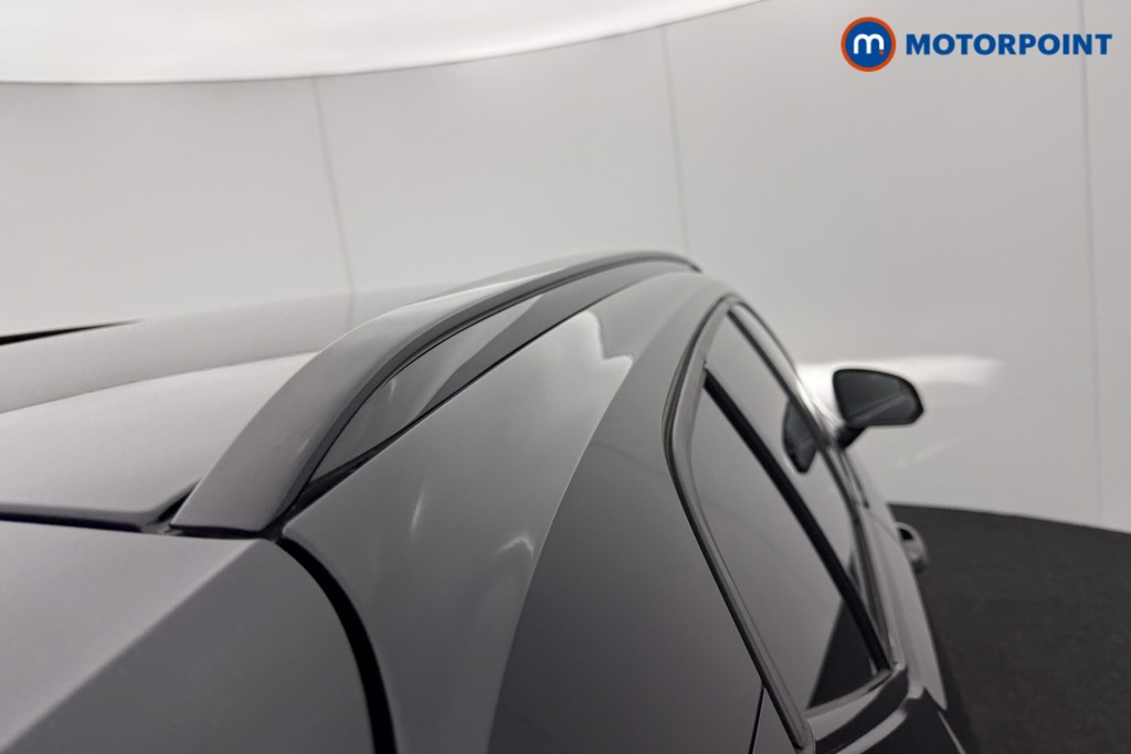 Volvo Xc40 R Design Manual Petrol SUV - Stock Number (1551111) - 19th supplementary image