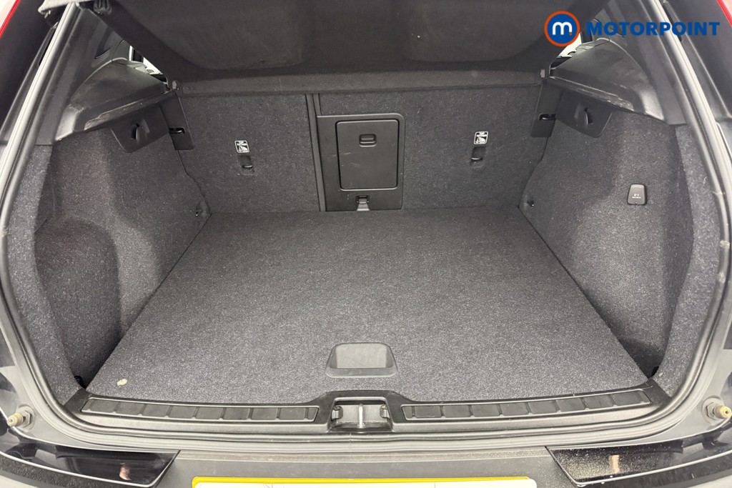Volvo Xc40 R Design Manual Petrol SUV - Stock Number (1551111) - 22nd supplementary image