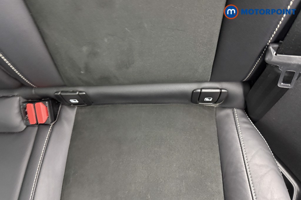 Volvo Xc40 R Design Manual Petrol SUV - Stock Number (1551111) - 27th supplementary image