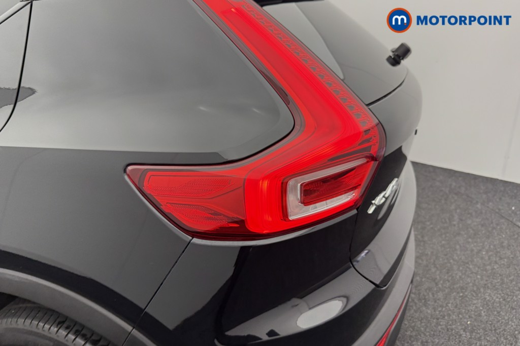 Volvo Xc40 R Design Manual Petrol SUV - Stock Number (1551111) - 28th supplementary image