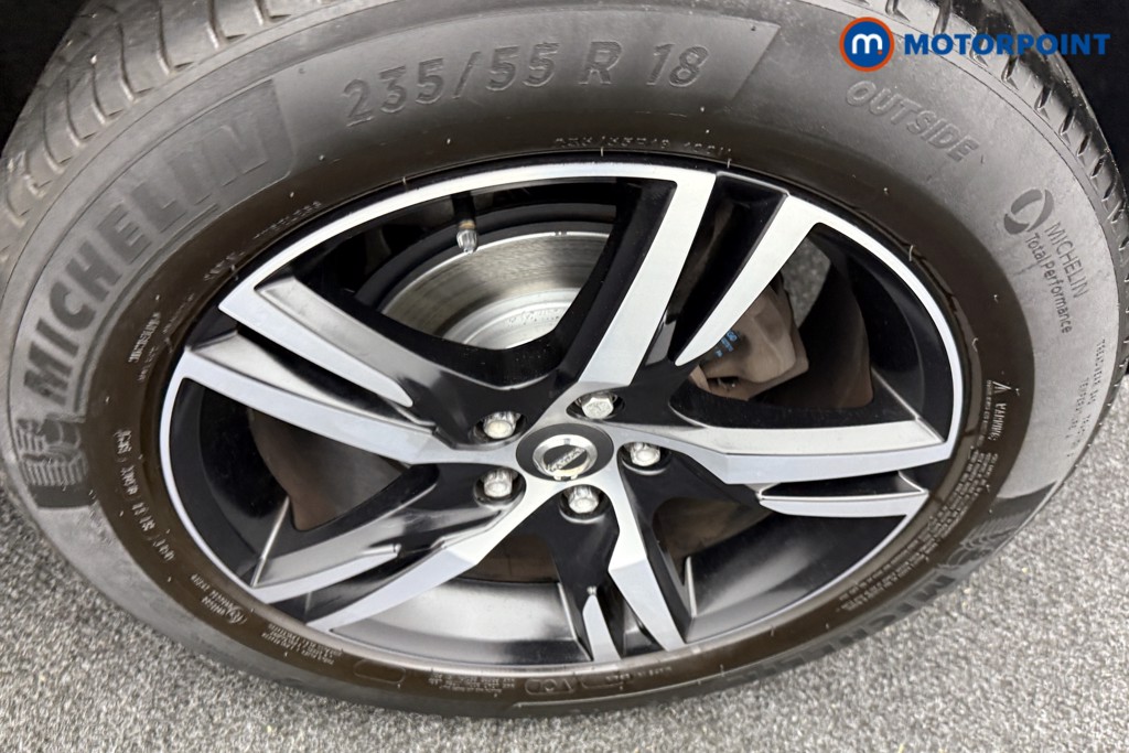 Volvo Xc40 R Design Manual Petrol SUV - Stock Number (1551111) - 33rd supplementary image