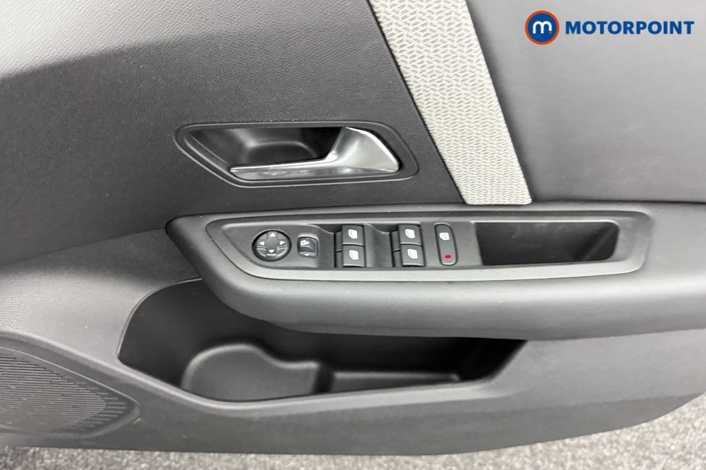 Citroen C4 X Shine Automatic Petrol Saloon - Stock Number (1551129) - 16th supplementary image