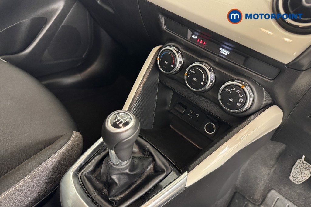Mazda 2 Exclusive-Line Manual Petrol-Electric Hybrid Hatchback - Stock Number (1551242) - 11th supplementary image
