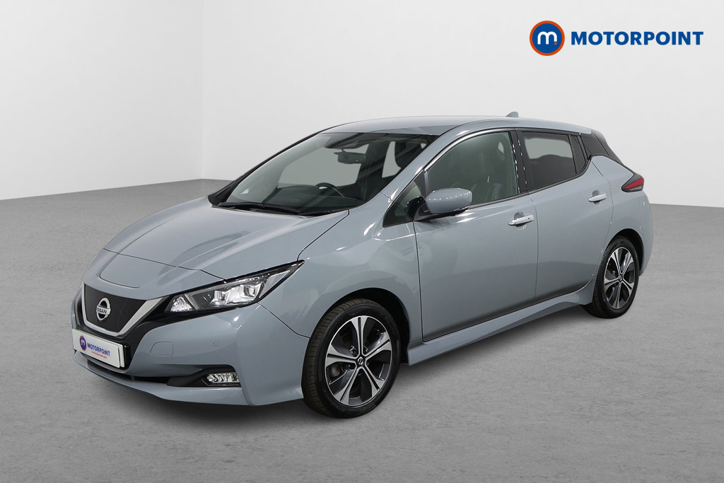 Nissan Leaf Tekna Automatic Electric Hatchback - Stock Number (1551330) - Passenger side front corner