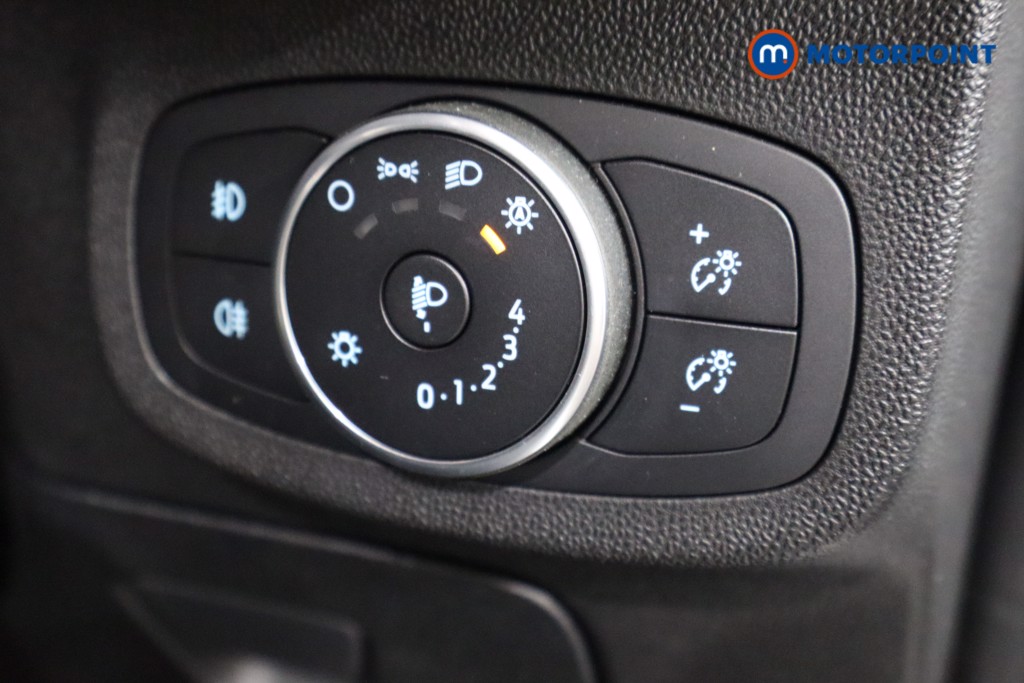 Ford Fiesta Zetec Manual Petrol Hatchback - Stock Number (1551428) - 8th supplementary image