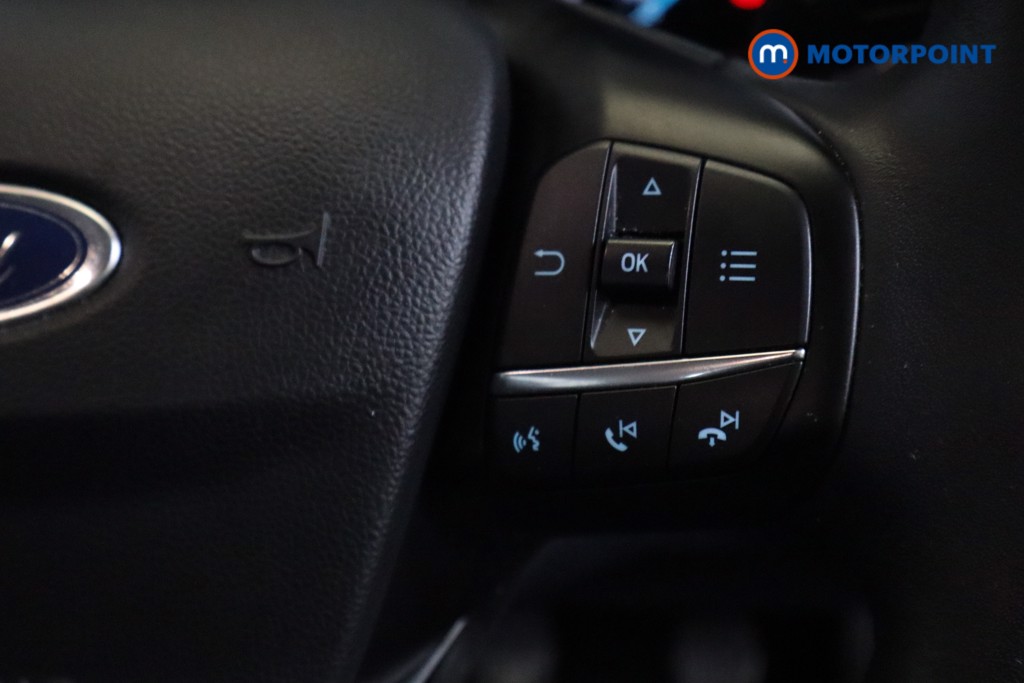Ford Focus Titanium Manual Petrol Hatchback - Stock Number (1551850) - 4th supplementary image
