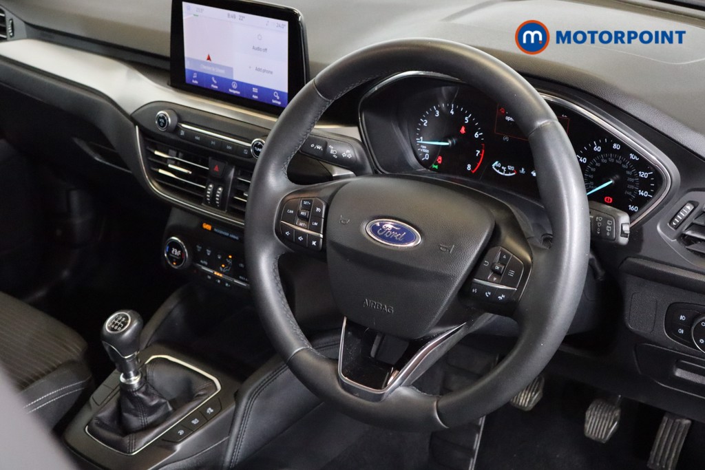 Ford Focus Titanium Manual Petrol Hatchback - Stock Number (1551850) - 1st supplementary image