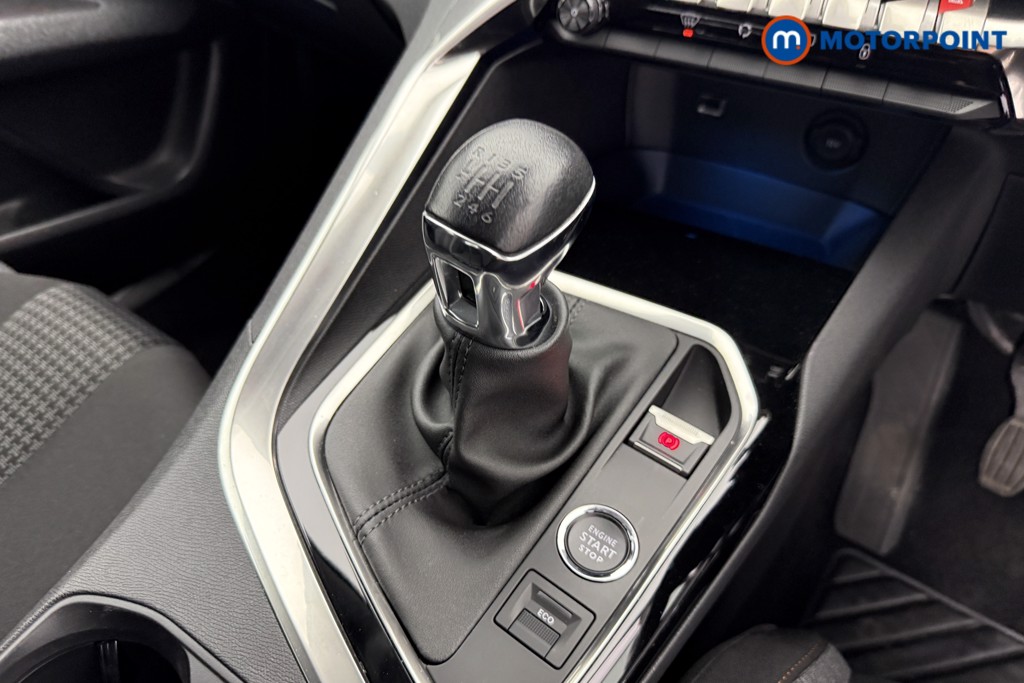 Peugeot 3008 Active Premium Manual Diesel SUV - Stock Number (1551977) - 12th supplementary image