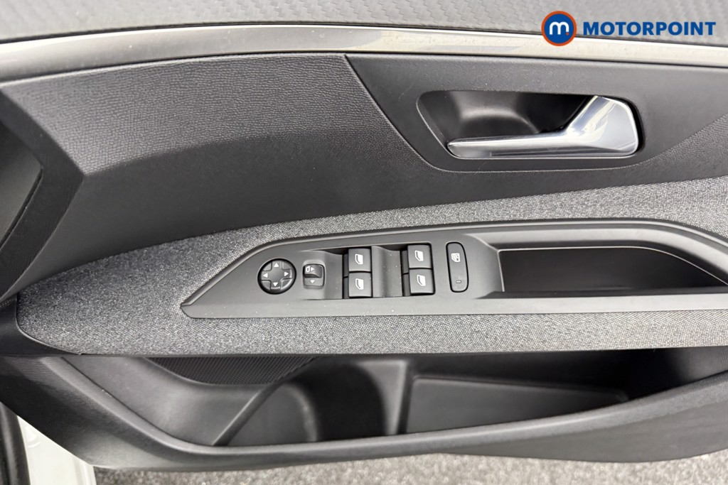 Peugeot 3008 Active Premium Manual Diesel SUV - Stock Number (1551977) - 16th supplementary image