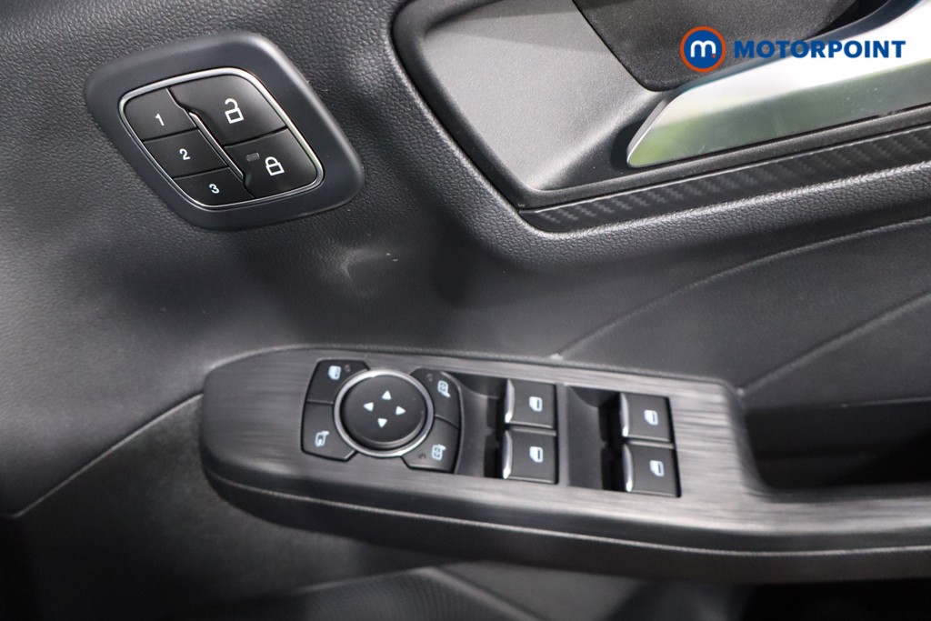Ford Kuga St-Line Automatic Petrol Plug-In Hybrid SUV - Stock Number (1552081) - 16th supplementary image
