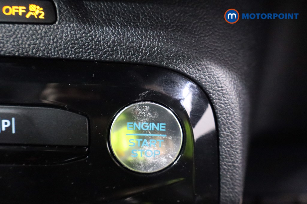 Ford Kuga St-Line Automatic Petrol Plug-In Hybrid SUV - Stock Number (1552150) - 13th supplementary image