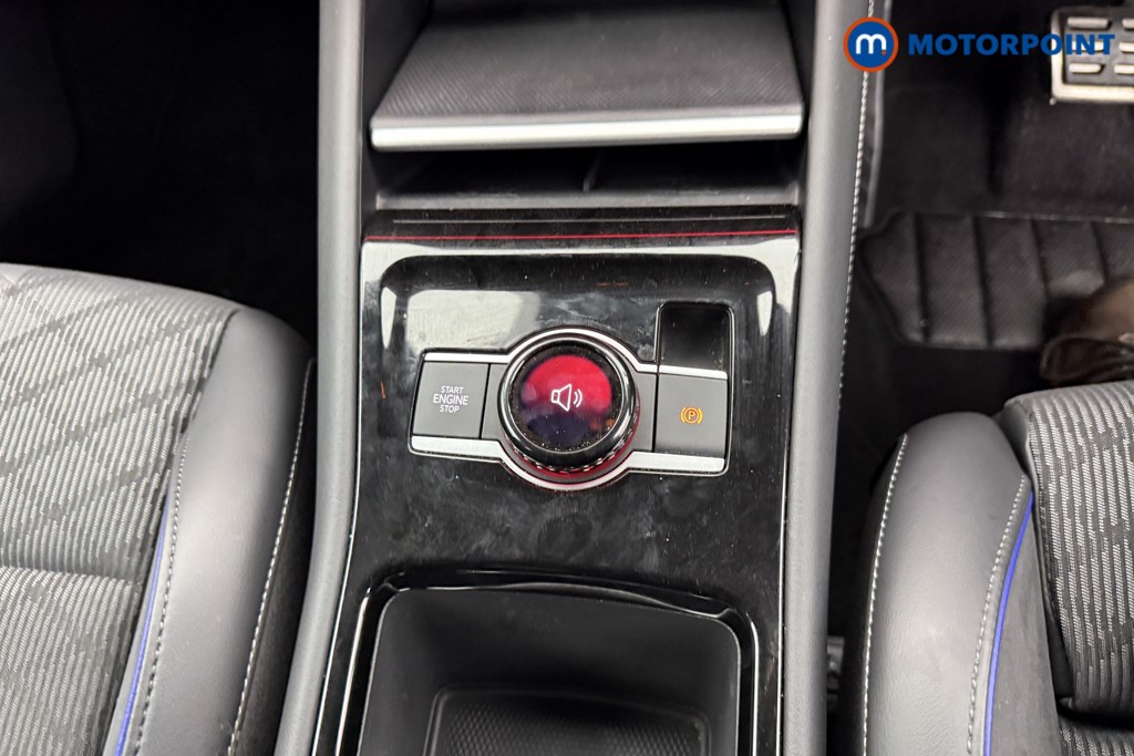 Volkswagen Tiguan R-Line Automatic Petrol Plug-In Hybrid SUV - Stock Number (1552322) - 11th supplementary image