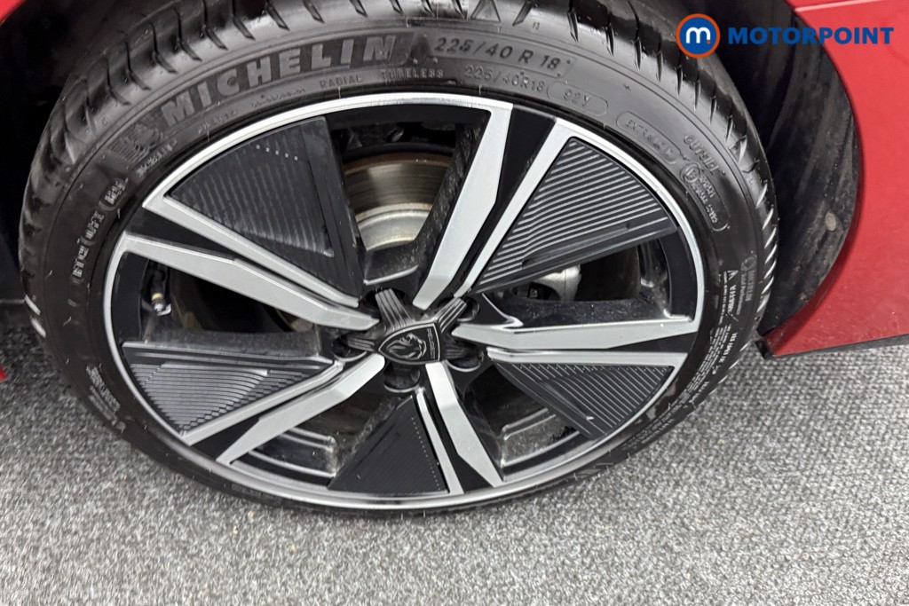 Peugeot 308 GT Automatic Diesel Estate - Stock Number (1552453) - 30th supplementary image