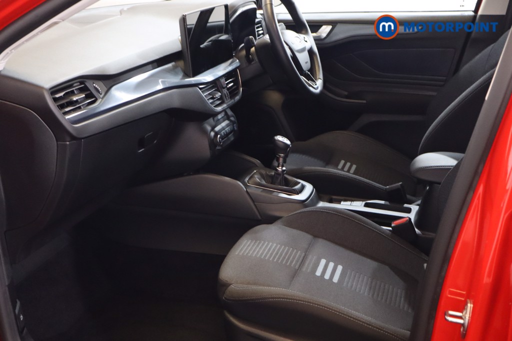 Ford Focus Active Manual Petrol-Electric Hybrid Estate - Stock Number (1552700) - 9th supplementary image