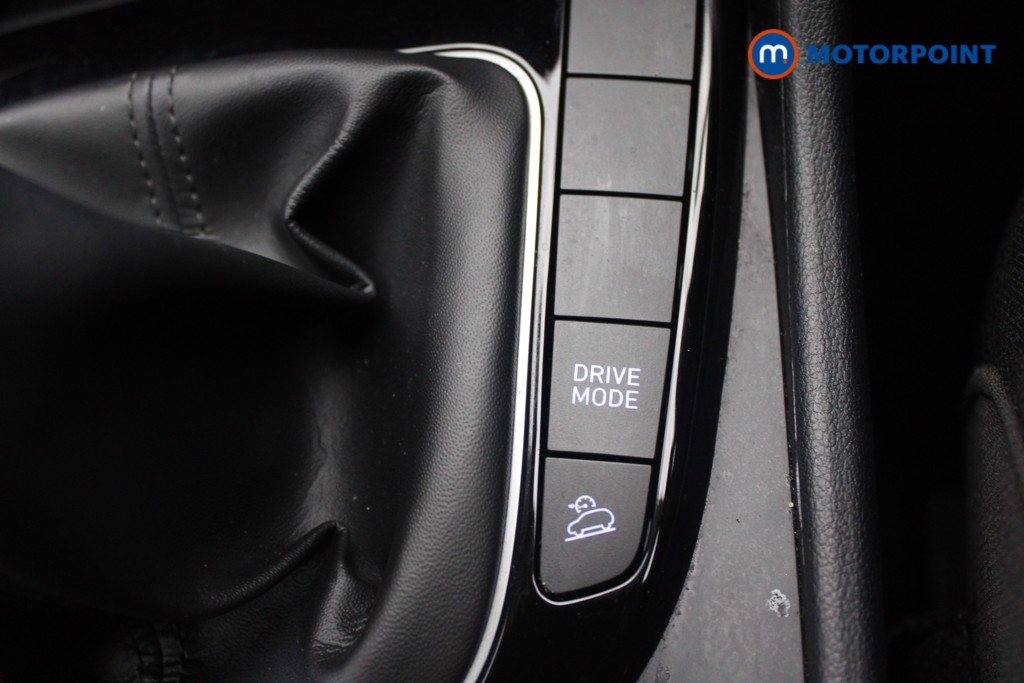 Hyundai Tucson Se Connect Manual Petrol SUV - Stock Number (1552823) - 11th supplementary image
