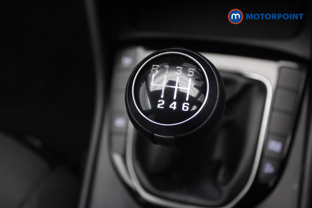 Hyundai Tucson Se Connect Manual Petrol SUV - Stock Number (1552823) - 13th supplementary image