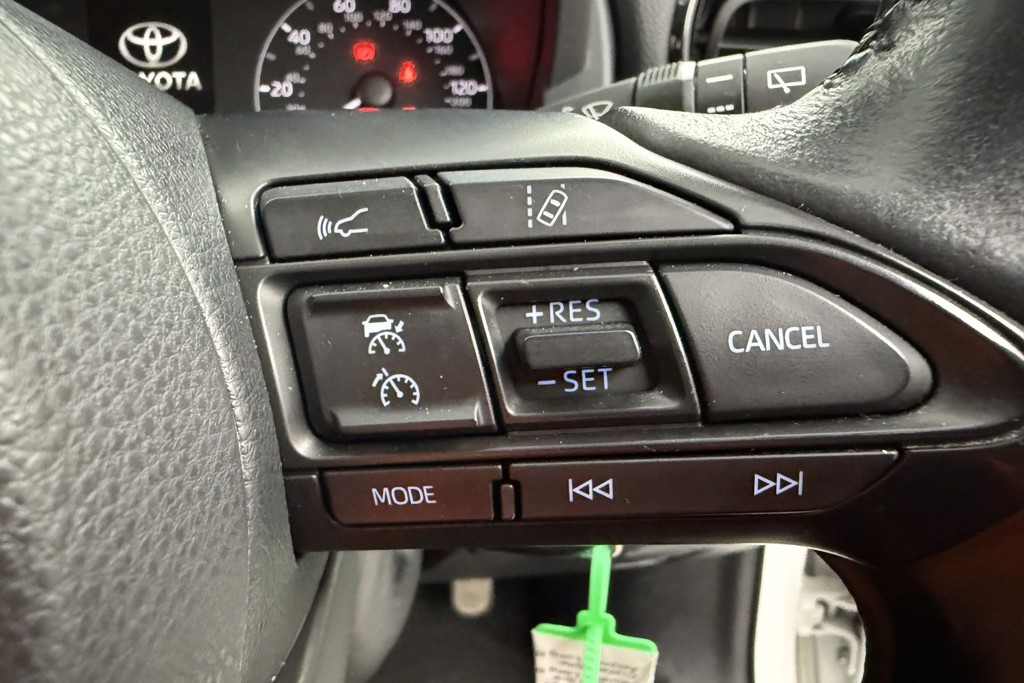 Toyota Yaris Icon Automatic Petrol-Electric Hybrid Hatchback - Stock Number (1552838) - 5th supplementary image