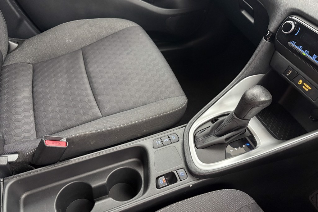 Toyota Yaris Icon Automatic Petrol-Electric Hybrid Hatchback - Stock Number (1552838) - 13th supplementary image