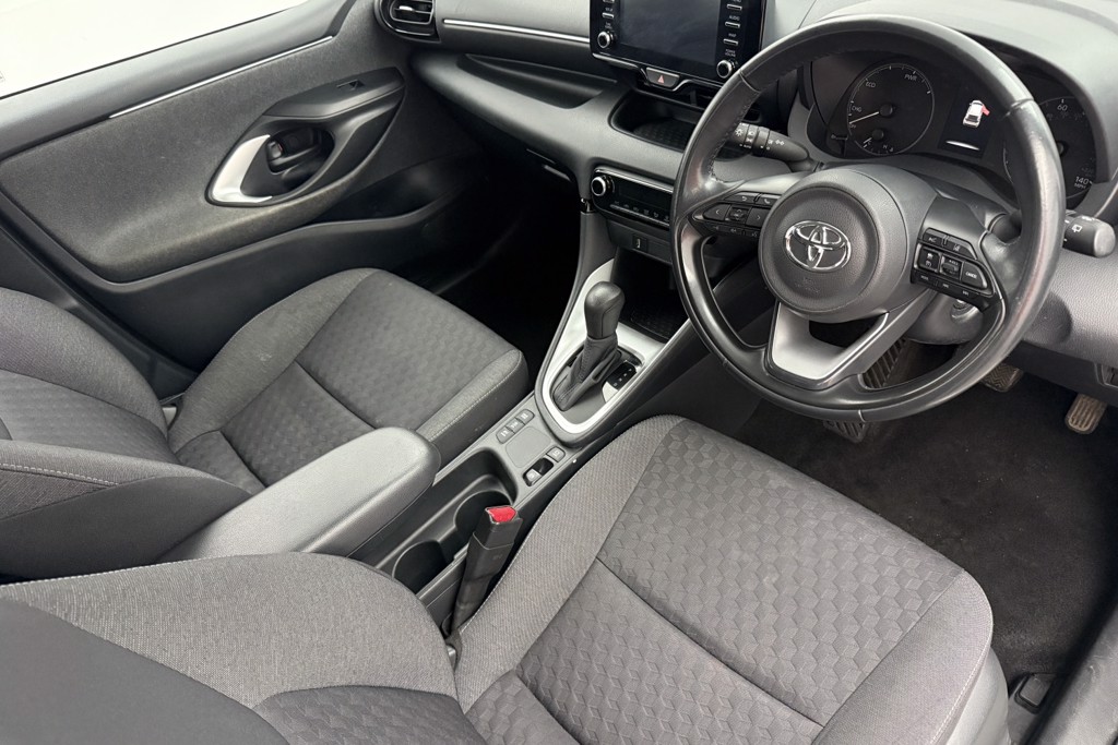 Toyota Yaris Icon Automatic Petrol-Electric Hybrid Hatchback - Stock Number (1552838) - 1st supplementary image