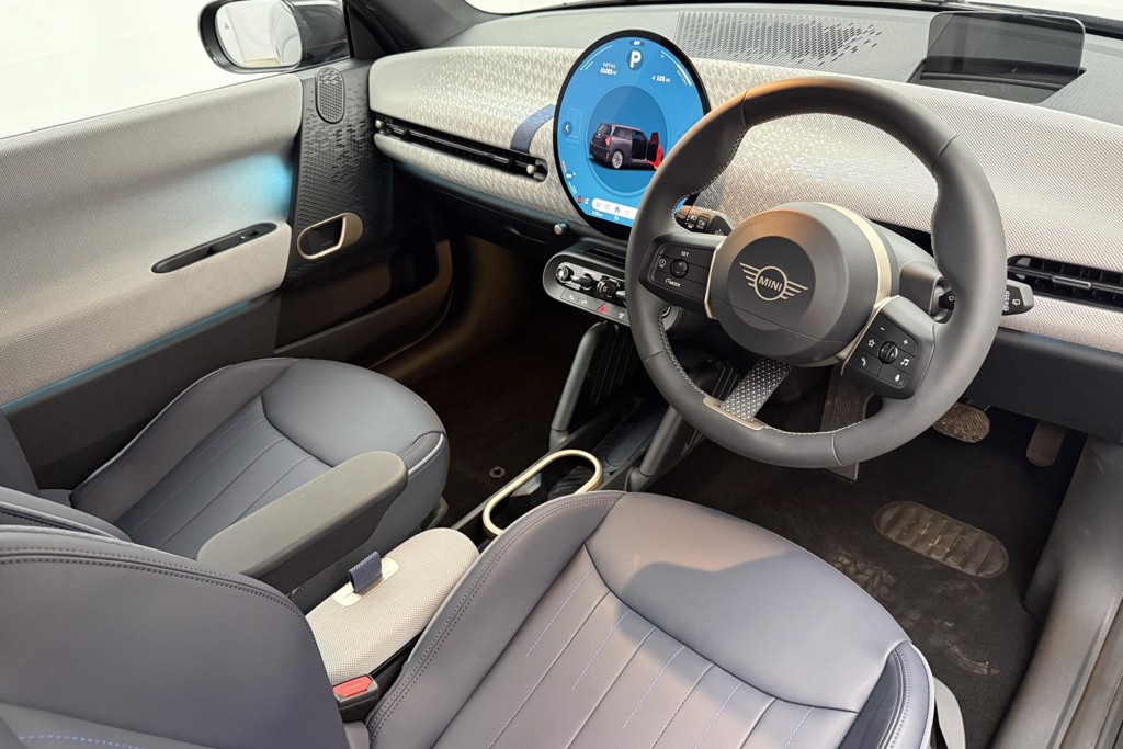 Mini Cooper Se Exclusive Automatic Electric Hatchback - Stock Number (1552916) - 1st supplementary image