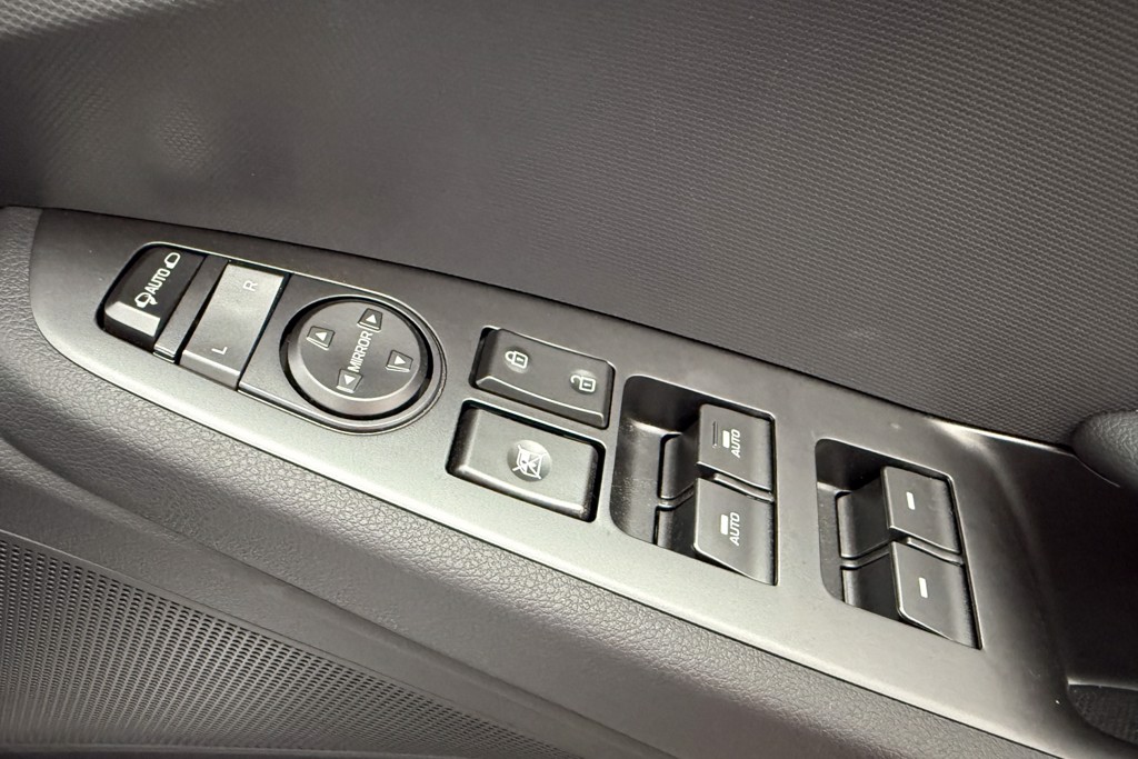 Hyundai Ioniq Premium Automatic Electric Hatchback - Stock Number (1552924) - 16th supplementary image