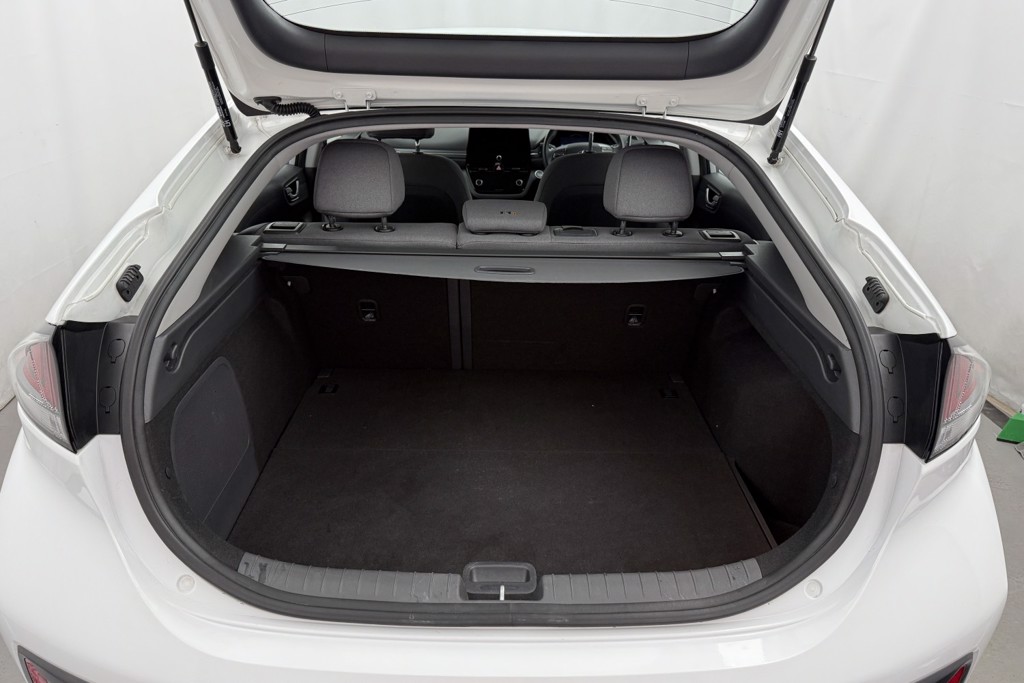 Hyundai Ioniq Premium Automatic Electric Hatchback - Stock Number (1552924) - 22nd supplementary image