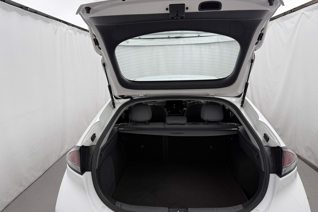 Hyundai Ioniq Premium Automatic Electric Hatchback - Stock Number (1552924) - 23rd supplementary image