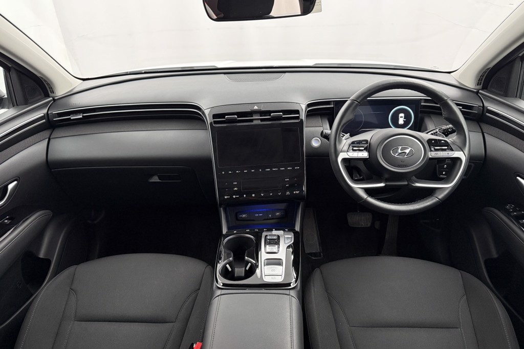 Hyundai Tucson Premium Automatic Petrol Plug-In Hybrid SUV - Stock Number (1552944) - 2nd supplementary image