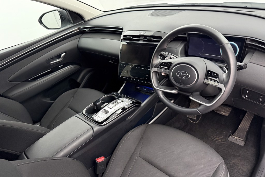 Hyundai Tucson Premium Automatic Petrol Plug-In Hybrid SUV - Stock Number (1552944) - 1st supplementary image