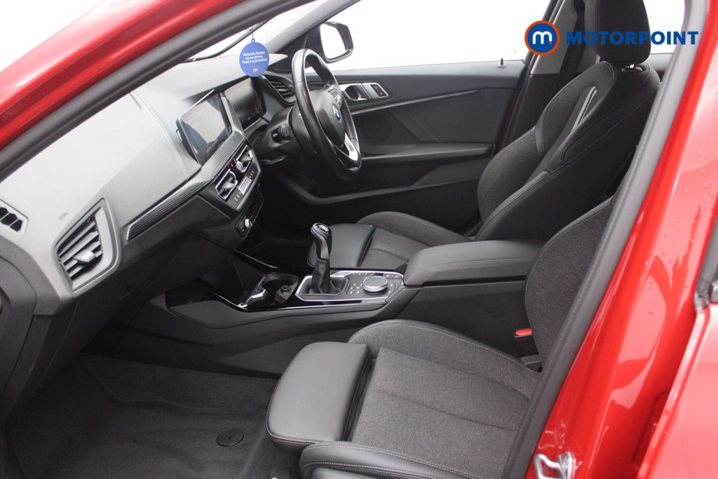 BMW 1 Series Sport Manual Diesel Hatchback - Stock Number (1553078) - 1st supplementary image