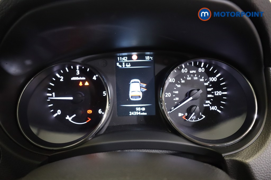 Nissan Qashqai Tekna Manual Diesel SUV - Stock Number (1553192) - 3rd supplementary image