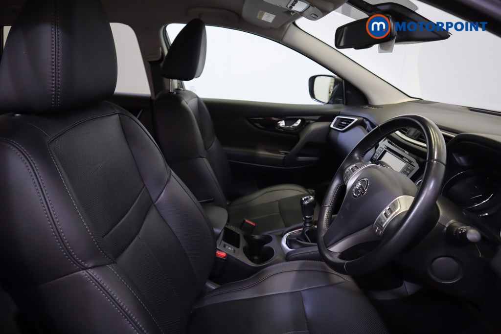 Nissan Qashqai Tekna Manual Diesel SUV - Stock Number (1553192) - 13th supplementary image