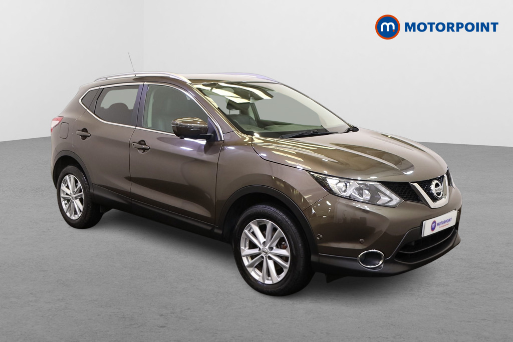 Nissan Qashqai Tekna Manual Diesel SUV - Stock Number (1553192) - Drivers side front corner