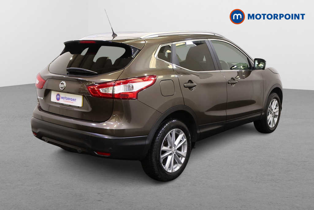 Nissan Qashqai Tekna Manual Diesel SUV - Stock Number (1553192) - Drivers side rear corner