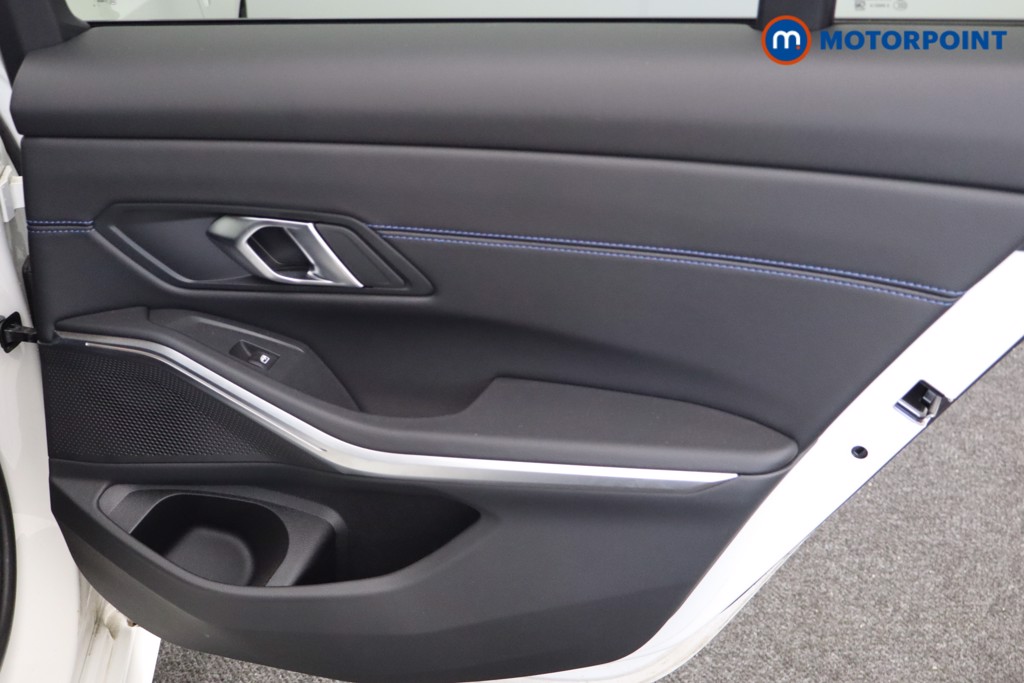 BMW 3 Series M Sport Automatic Petrol Saloon - Stock Number (1553396) - 17th supplementary image
