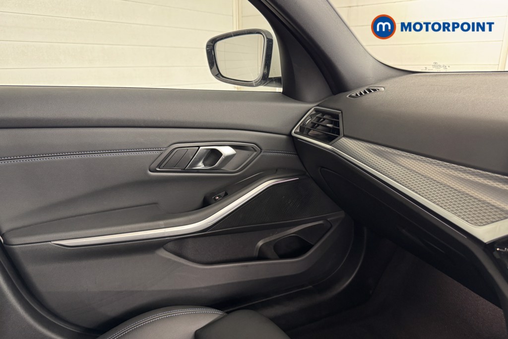 BMW 3 Series M Sport Automatic Petrol Saloon - Stock Number (1553411) - 12th supplementary image