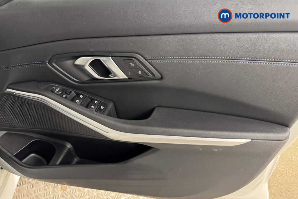 BMW 3 Series M Sport Automatic Petrol Saloon - Stock Number (1553411) - 16th supplementary image