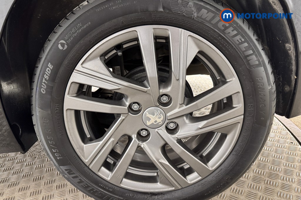 Peugeot 208 Active Premium Manual Petrol Hatchback - Stock Number (1553563) - 24th supplementary image