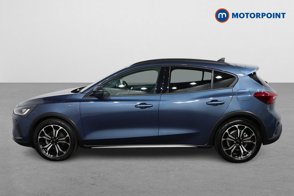 Ford Focus Active X Edition Manual Petrol-Electric Hybrid Hatchback - Stock Number (1553577) - Passenger side