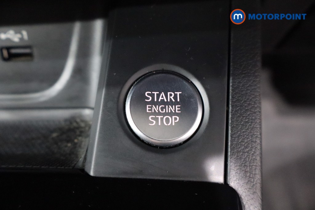 Audi A4 Black Edition Automatic Diesel Saloon - Stock Number (1553603) - 13th supplementary image
