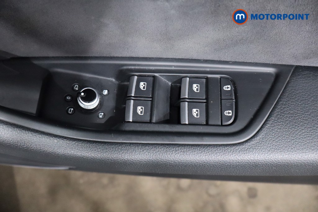 Audi A4 Black Edition Automatic Diesel Saloon - Stock Number (1553603) - 15th supplementary image