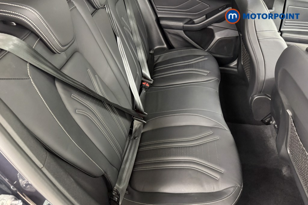 Ford Focus Active X Vignale Edition Manual Petrol-Electric Hybrid Hatchback - Stock Number (1553631) - 4th supplementary image