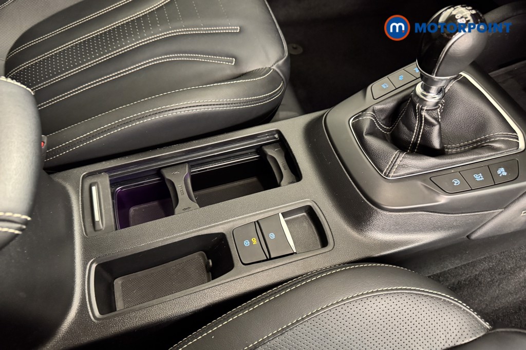 Ford Focus Active X Vignale Edition Manual Petrol-Electric Hybrid Hatchback - Stock Number (1553631) - 10th supplementary image