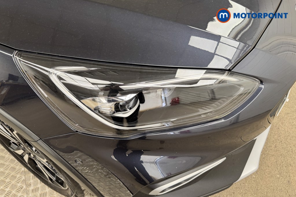 Ford Focus Active X Vignale Edition Manual Petrol-Electric Hybrid Hatchback - Stock Number (1553631) - 17th supplementary image