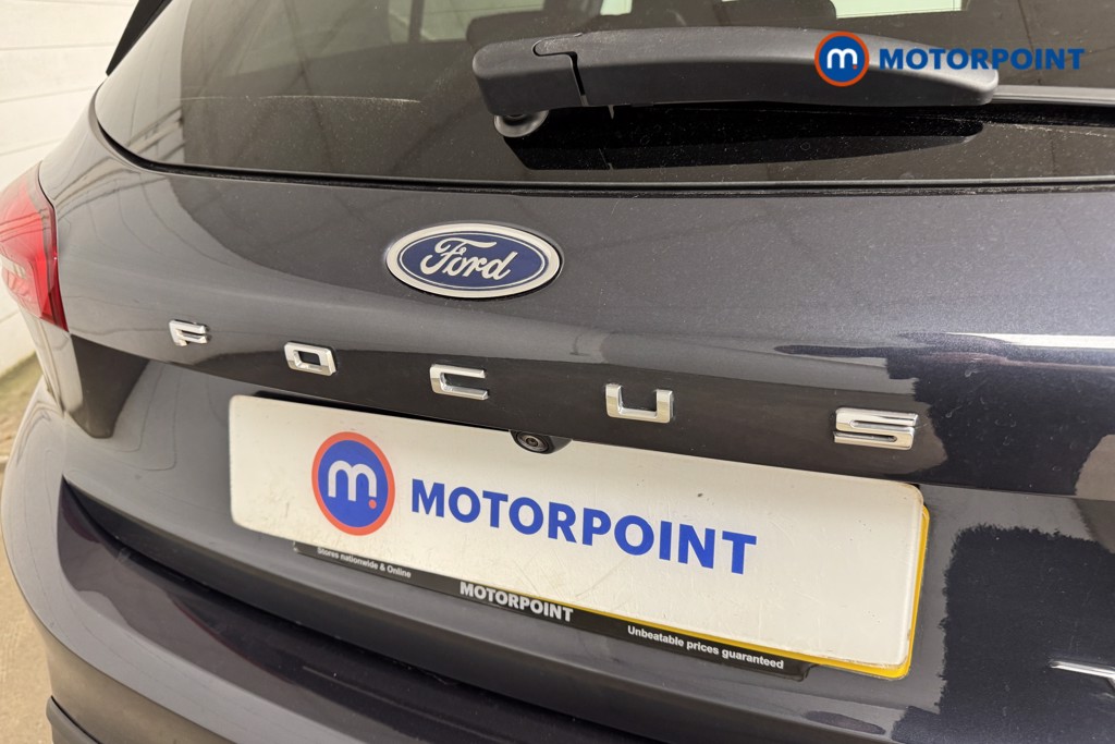 Ford Focus Active X Vignale Edition Manual Petrol-Electric Hybrid Hatchback - Stock Number (1553631) - 20th supplementary image