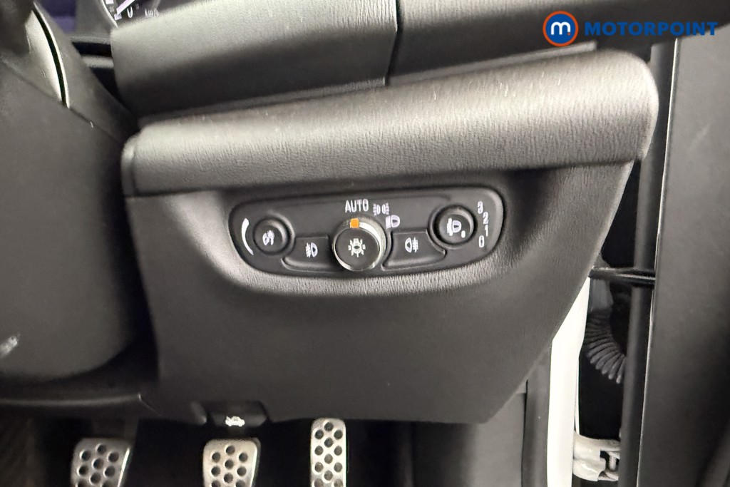 Vauxhall Insignia Sri Vx-Line Nav Manual Petrol Hatchback - Stock Number (1553854) - 15th supplementary image