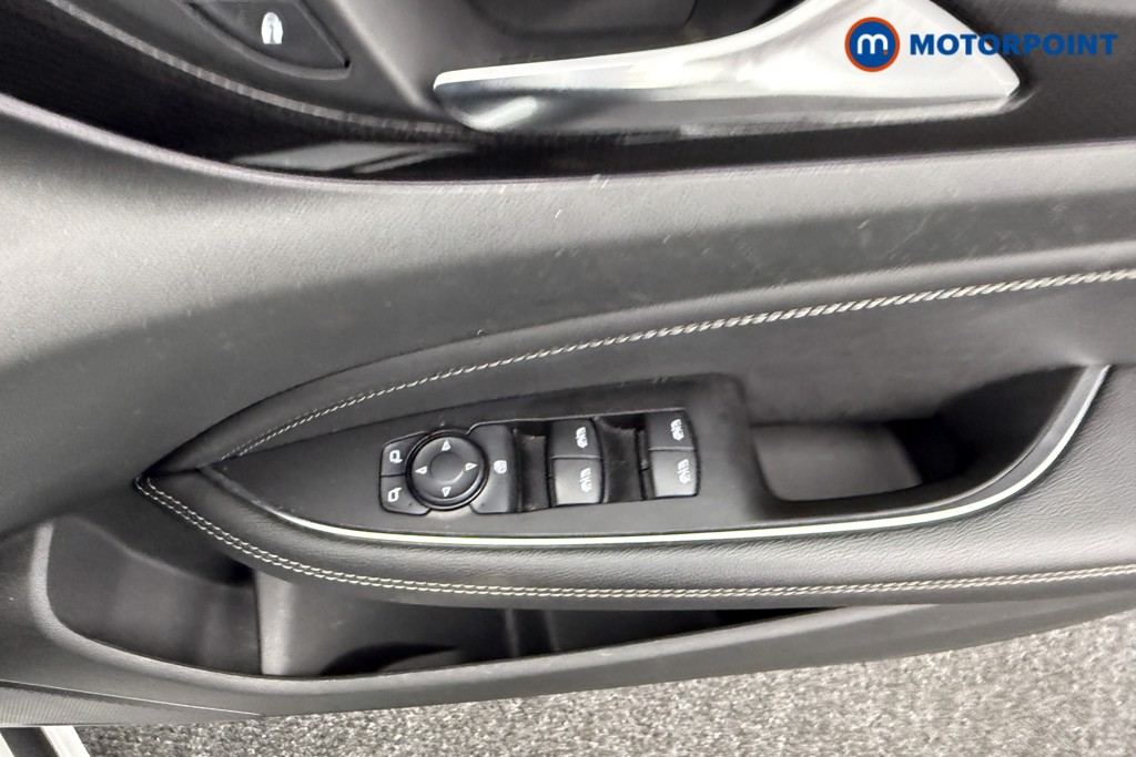 Vauxhall Insignia Sri Vx-Line Nav Manual Petrol Hatchback - Stock Number (1553854) - 16th supplementary image